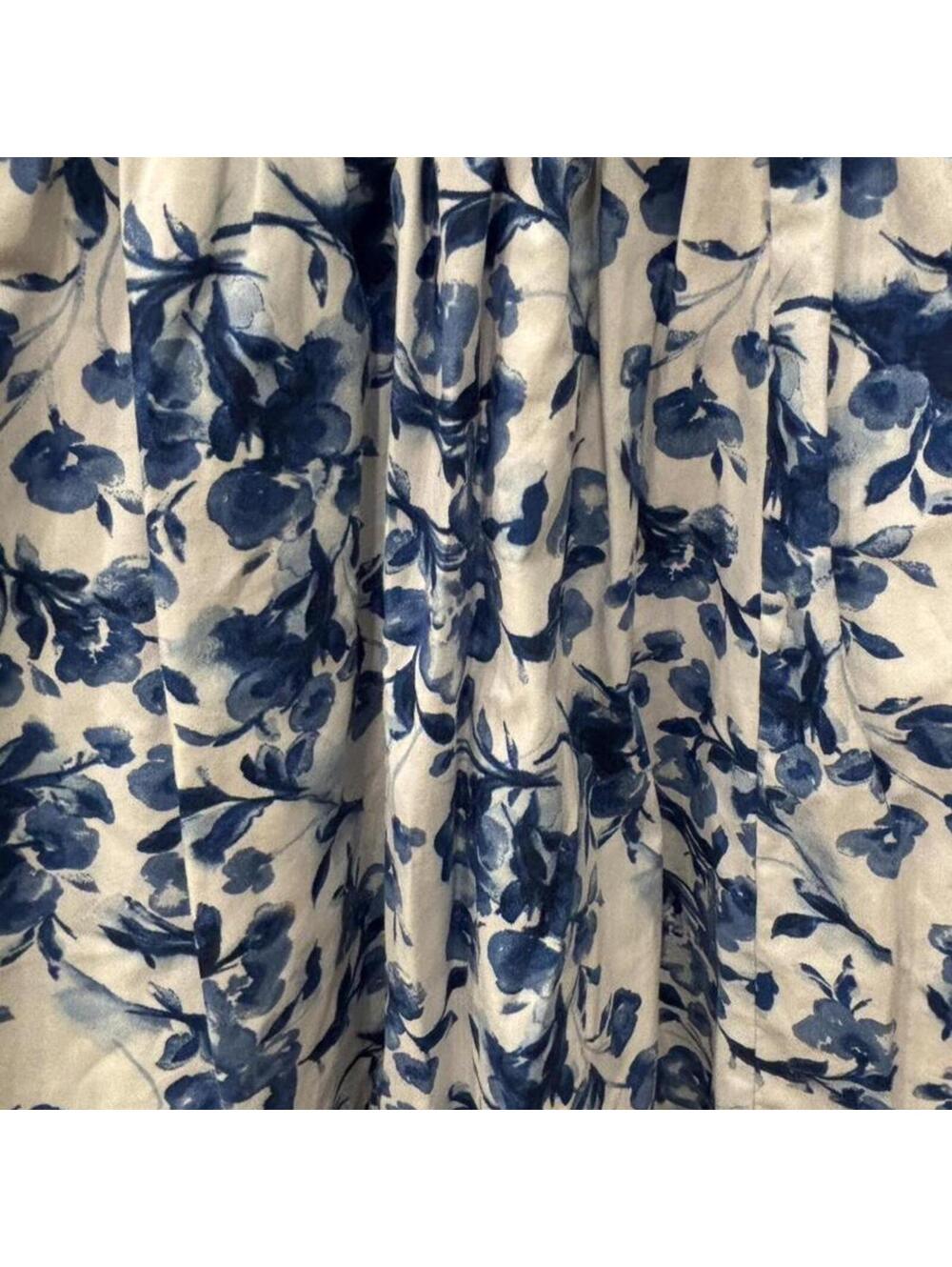 Abercrombie & Fitch - Emerson Poplin Puff Sleeve - Picture 3 of 5